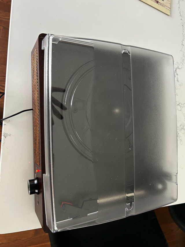 Turntable with speakers - photo 3