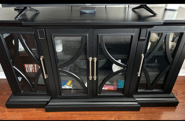Console/sideboard/TV Stand
