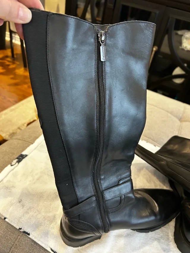 Blondo Women's Black Riding Boots image indicator(4)