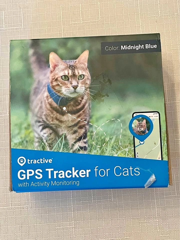 GPS tracker for cat or dog