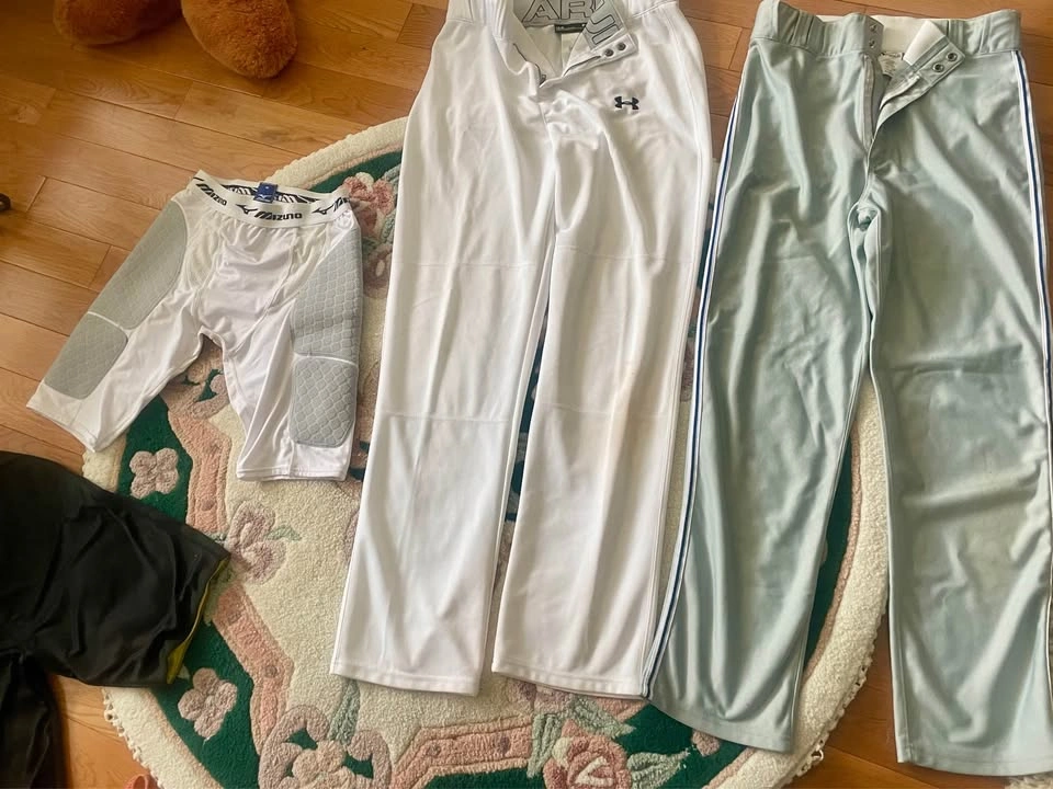 Under Armour Baseball Pants M/L & Mizuno Sliding Shorts