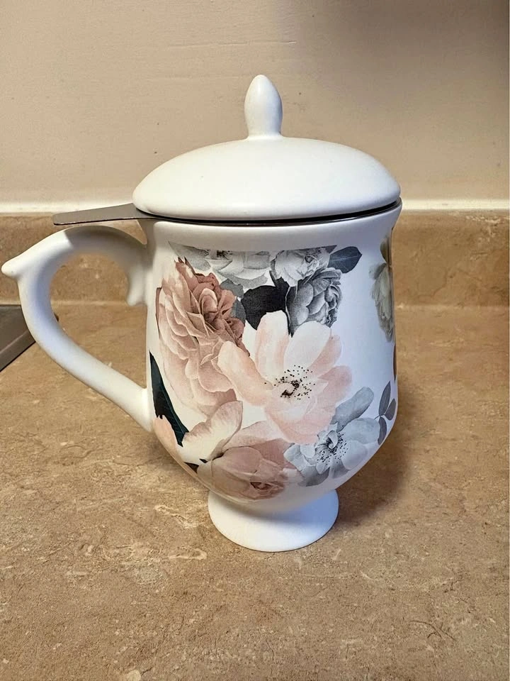 Floral Tea Mug with Infuser