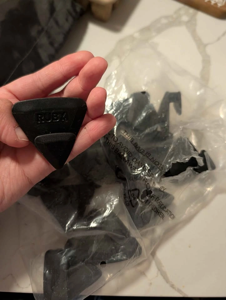 Ruby Closet Space Saving Triangles (14 Pack) - photo 3