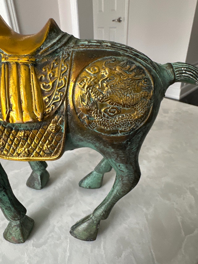 Chinese Tang Dynasty-style bronze horse statue - photo 4