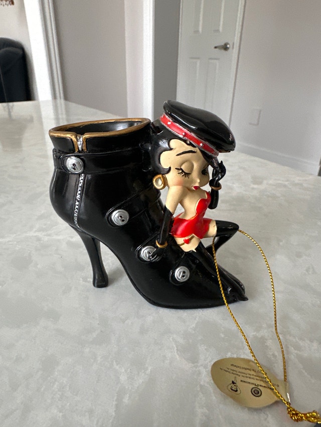 Betty Boop "Bombshell in Boots" Figurine by Bradford Exchange