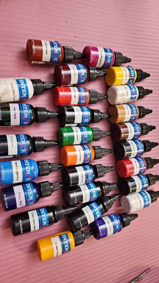 Intenze Tattoo Ink Set - 25 Bottles (1oz) + UV Bonus