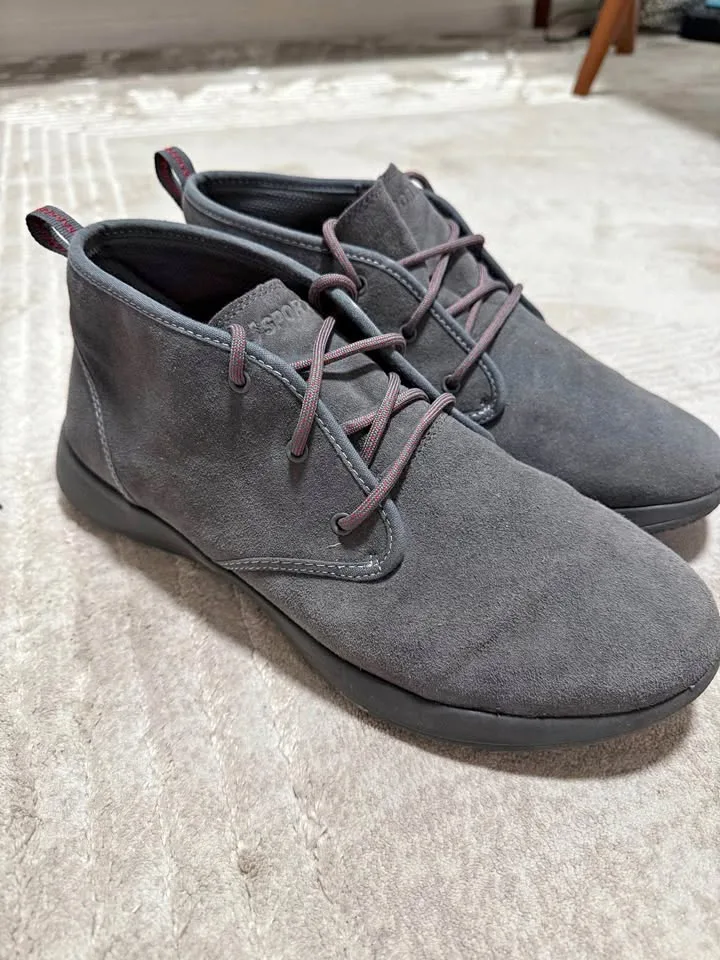 Light boots thumbnail