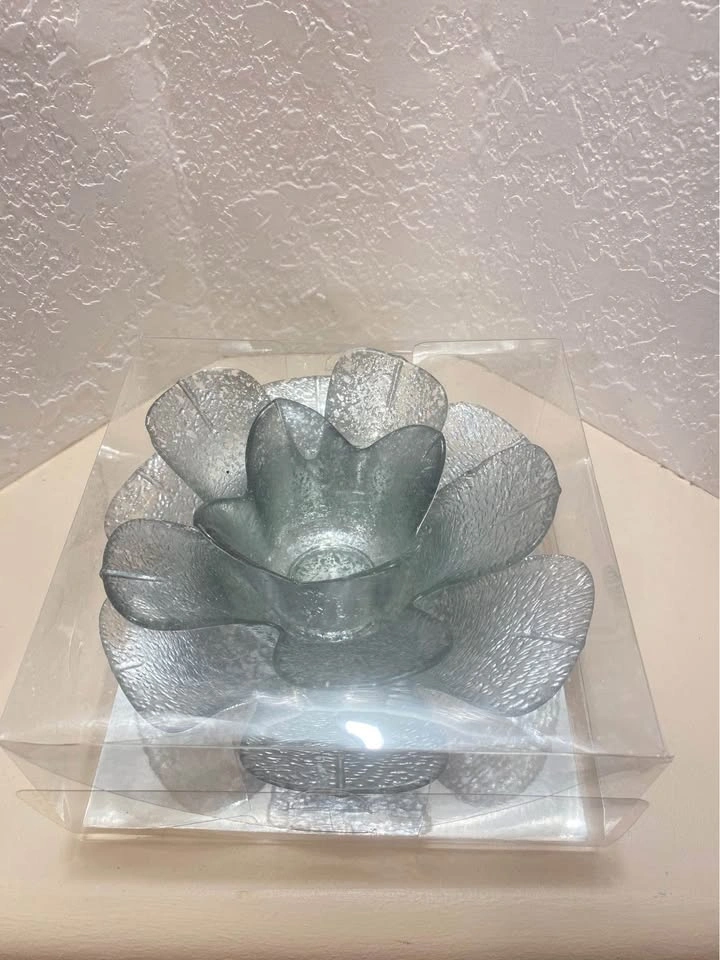 SILVER ROSE TEA LIGHT HOLDER - photo 3