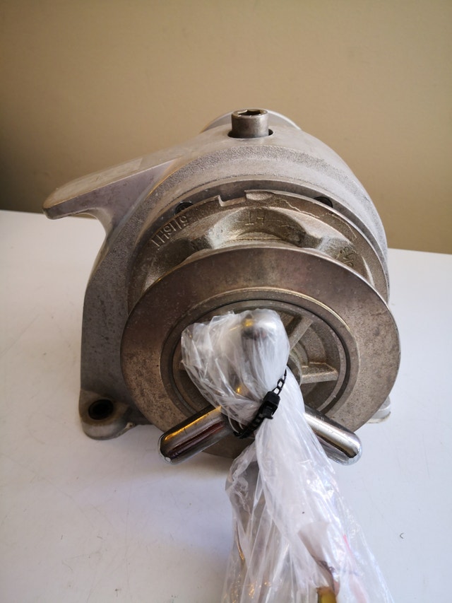 Lofrans Royal Manual Windlass - photo 2