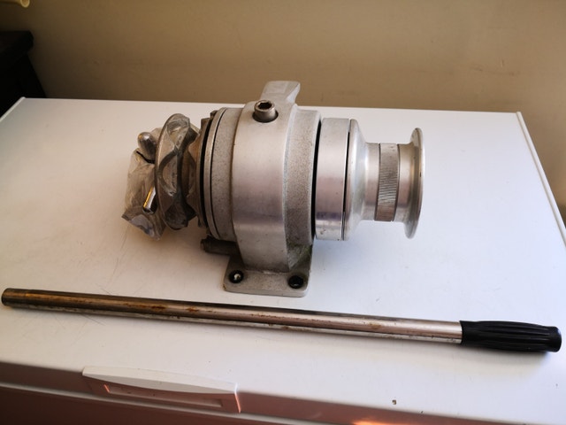 Lofrans Royal Manual Windlass - photo 3