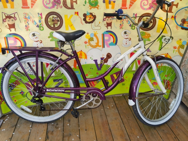 Schwinn Women's Sanctuary 7 Cruiser Bike, 26-in - photo 5