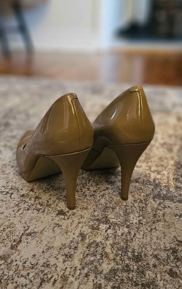 Women's High Heels Pumps - photo 3