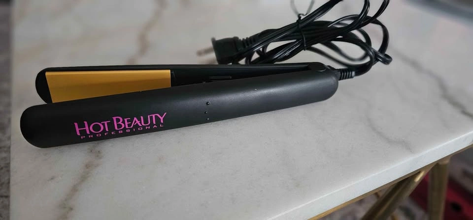 Hot Beauty Professional Flat Iron HFI100 - photo 2