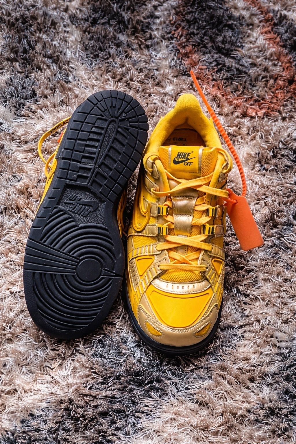 Off-White Rubber Dunk Gold – Size 10 - photo 2