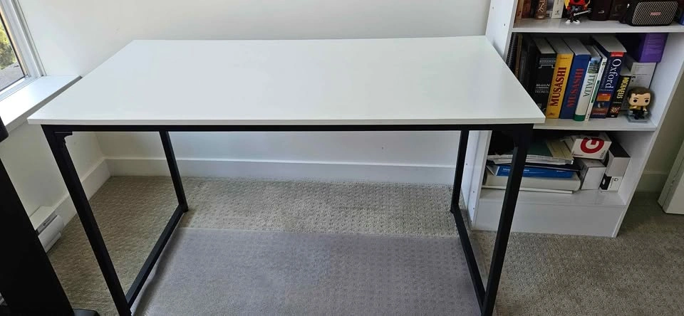 Office desk: style and function - photo 2