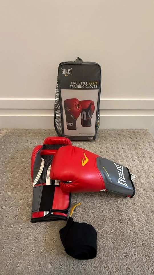 Everlast Pro Style Elite Training Gloves (12 oz) - photo 3