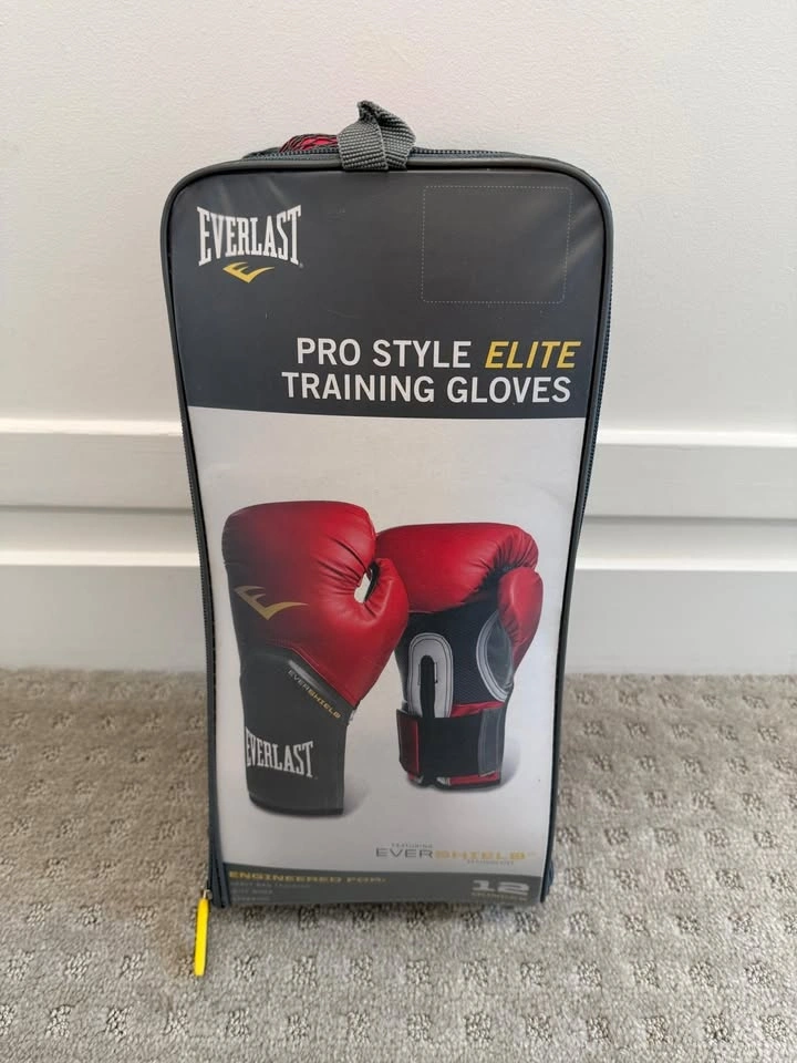 Everlast Pro Style Elite Training Gloves (12 oz) - photo 5