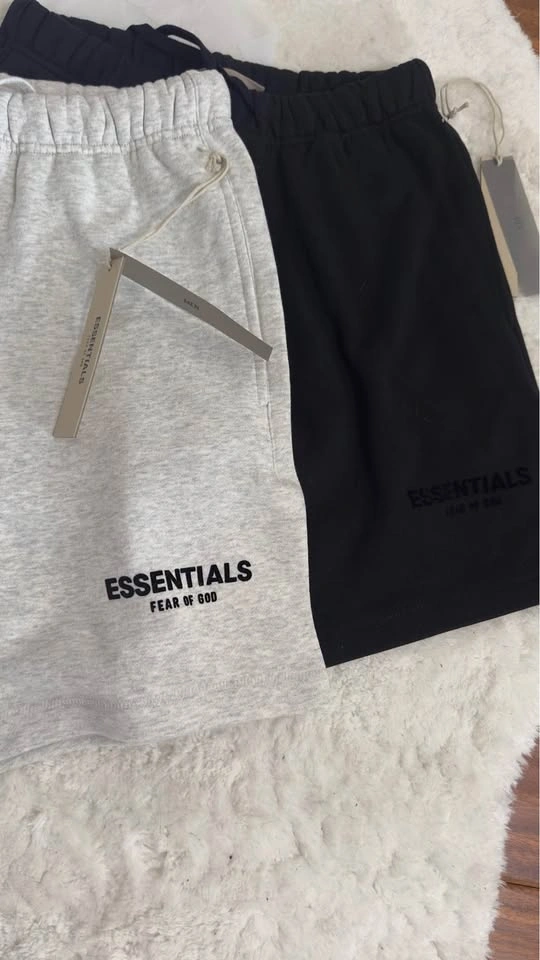 Essentials Shorts - size xs - photo 3