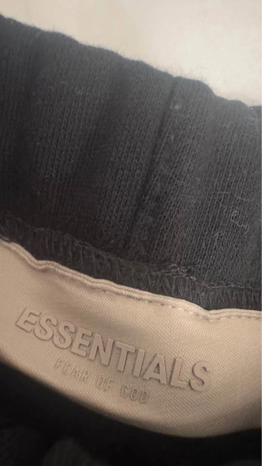 Essentials Shorts - size xs - photo 4