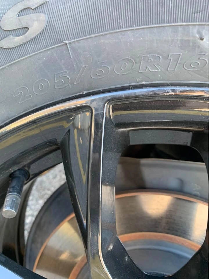 NEW OEM Rims + Tyres (with Sensors) 205/60/16 - photo 2
