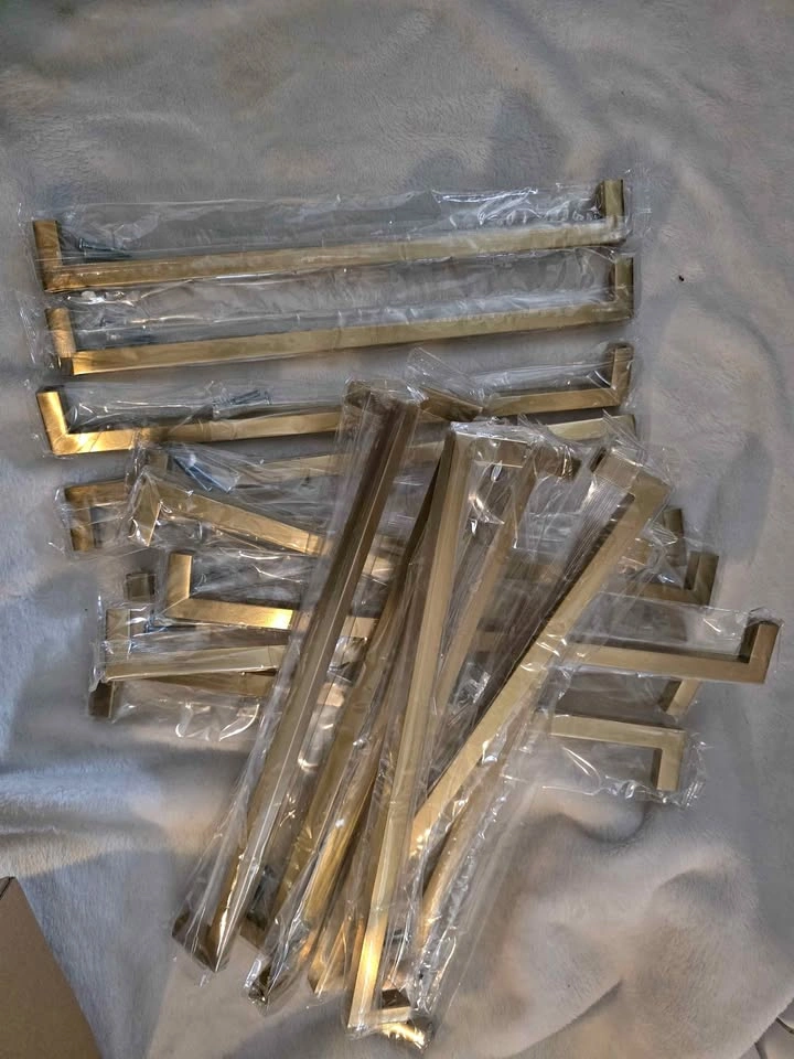 13.25 inch Gold Drawer Handles (17 total)