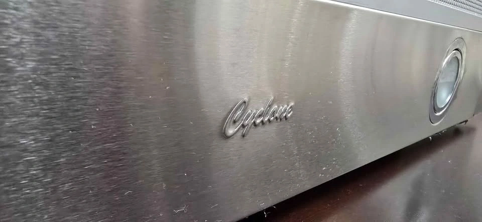 30" Cyclone SS13030 Undercabinet Range Hood - Display Model - photo 5