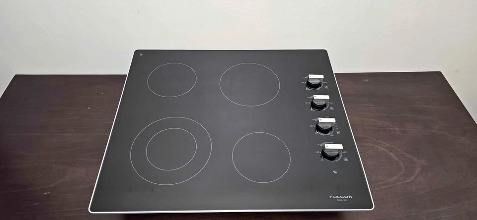 24" Fulgor Milano 300 Series Electric Cooktop - Display Model