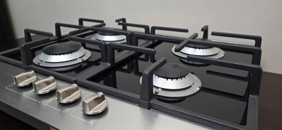 24" Moffat Stainless Steel Gas Cooktop - Display Model - photo 2