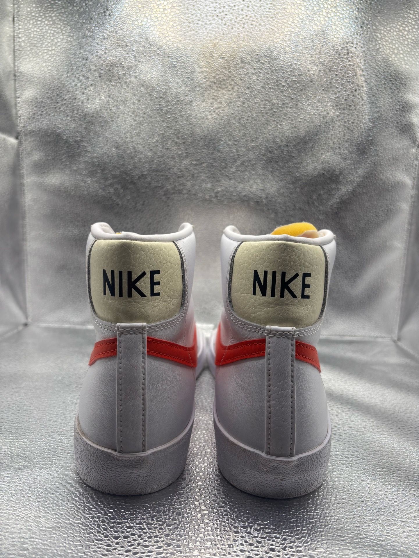 Nike Blazer Mid 77 Vintage White Picante Red Coconut Milk - photo 4