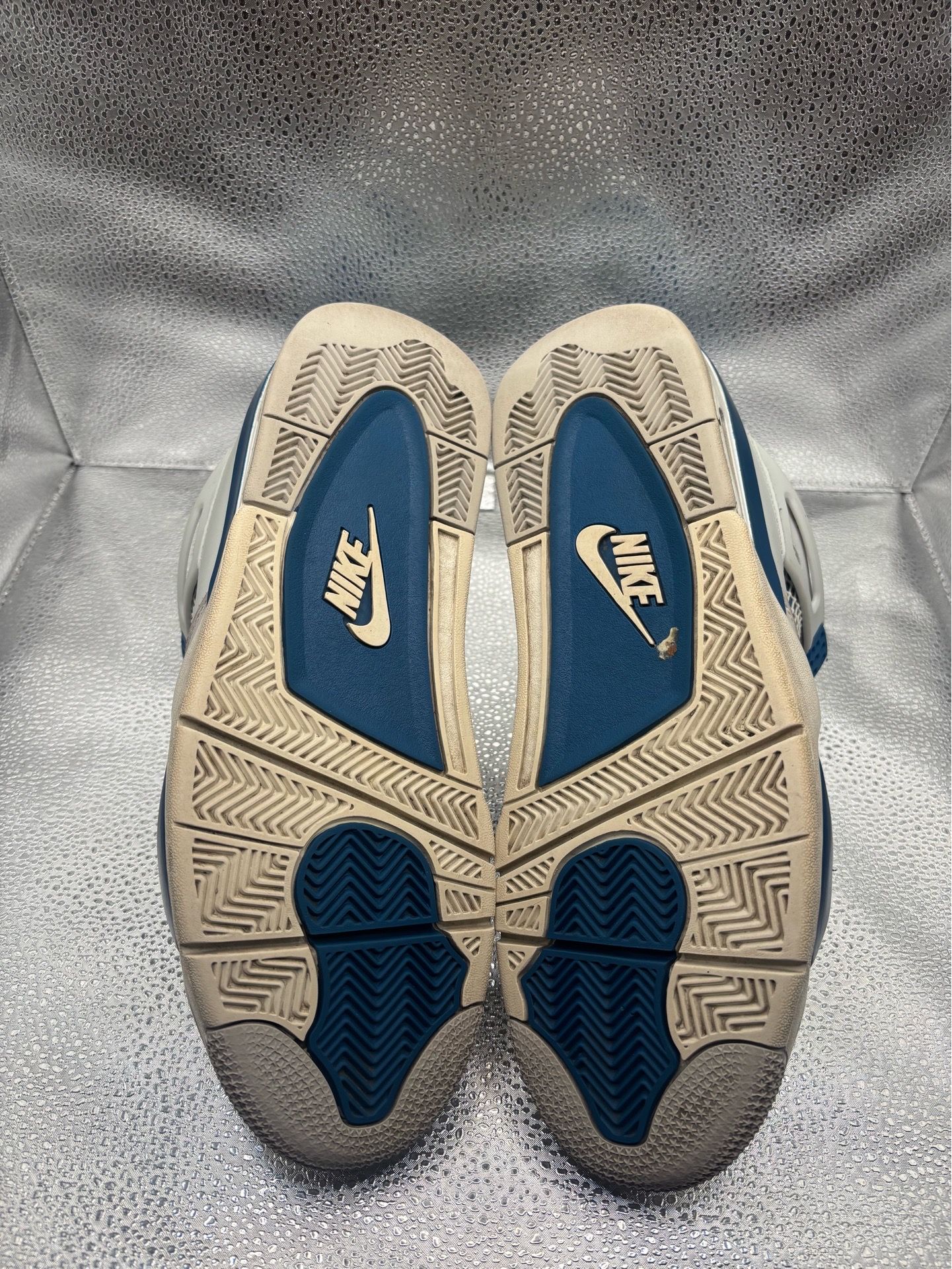 Air Jordan 4 Military Blue 2024 - photo 3