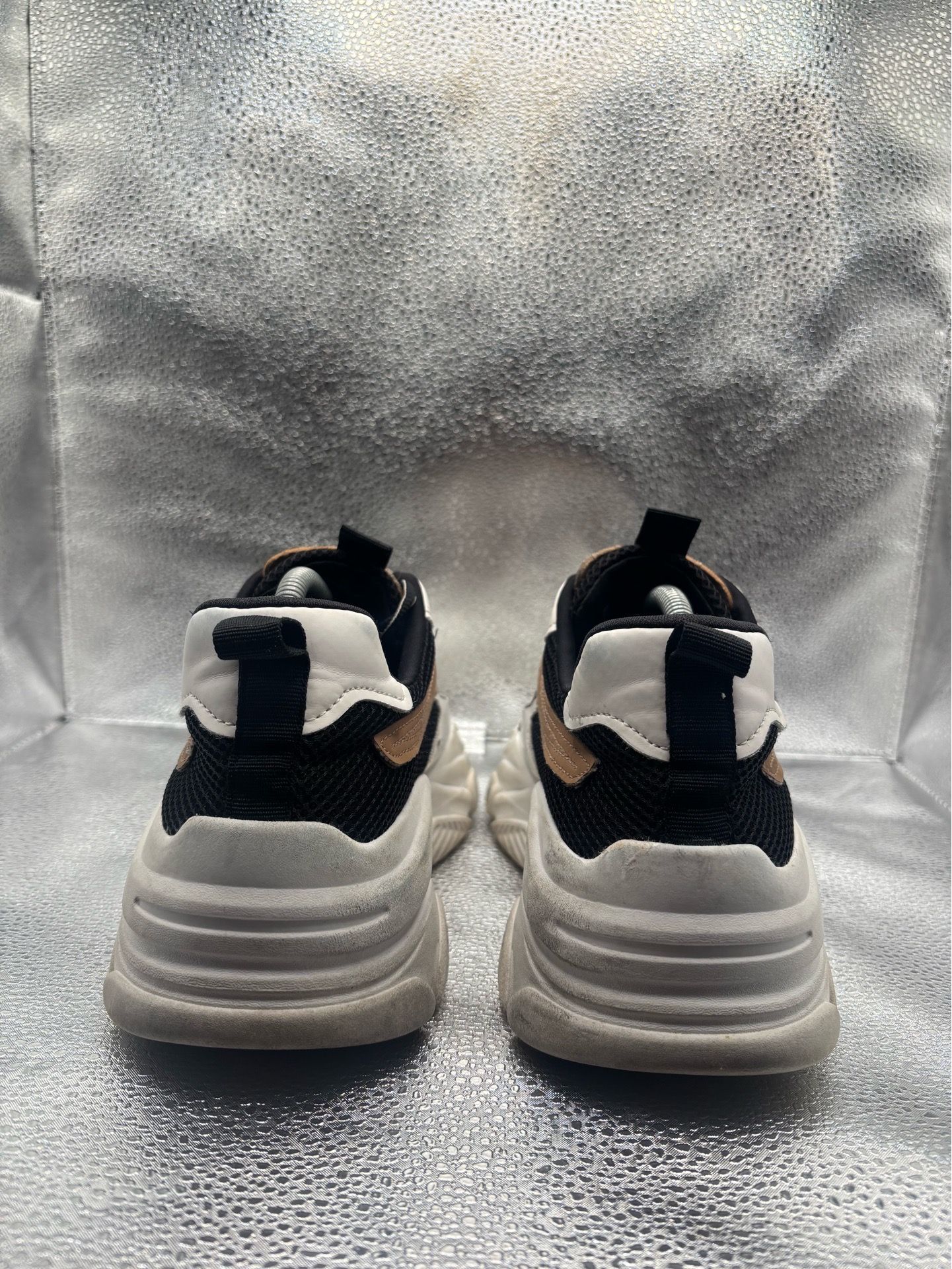 Steve Madden brown white sneakers - photo 4