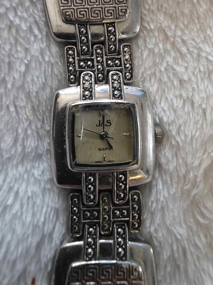 Vintage Stainless Steal Watch - photo 2