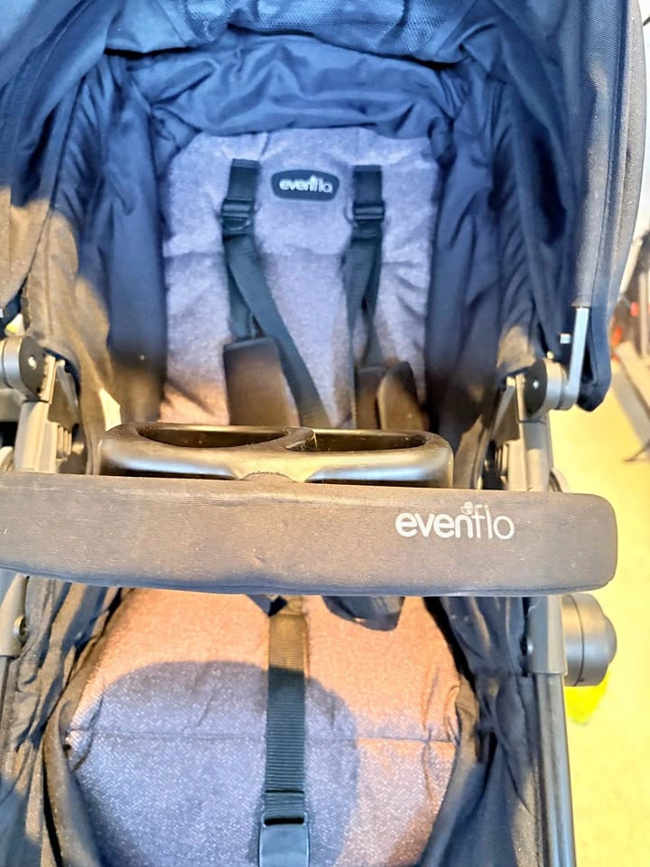 Evenflo Pivot Xpand Stroller