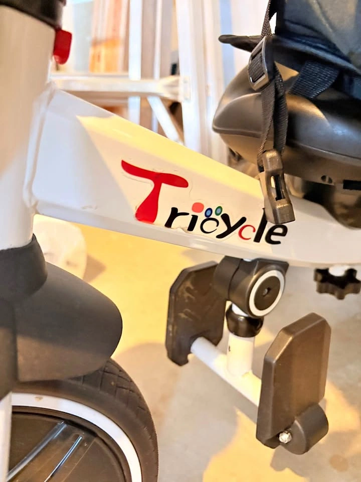 Kids Tricycle with Push Handle