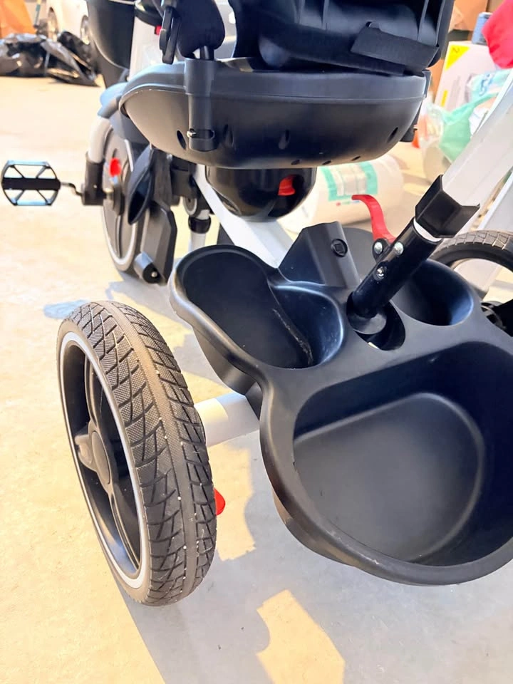 Kids Tricycle with Push Handle - photo 2