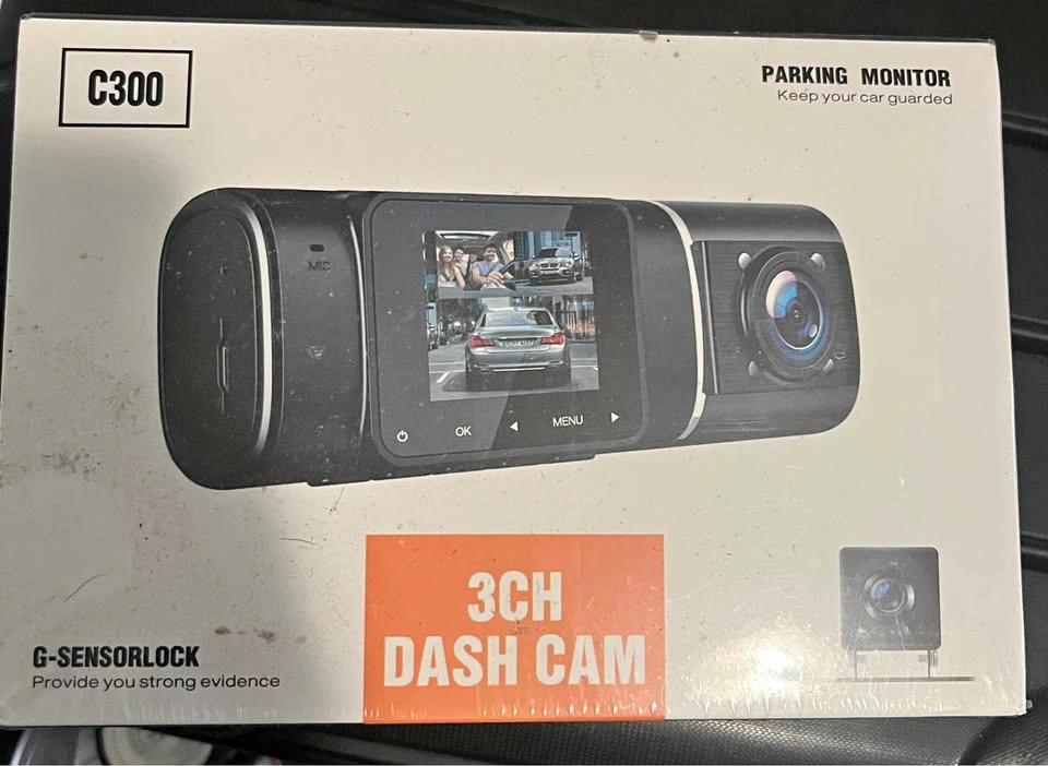 BRAND NEW Lamtto C300 3-Channel Dash Cam - Front/Rear/Cabin