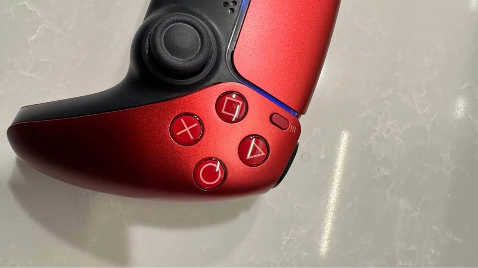 PS5 Dualsense Controller - Like New - photo 3