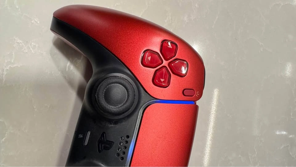 PS5 Dualsense Controller - Like New - photo 4
