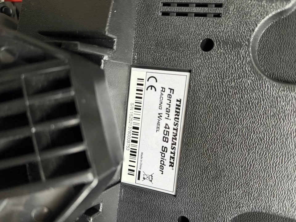 Ferrari Thrustmaster 458 Spyder - photo 5