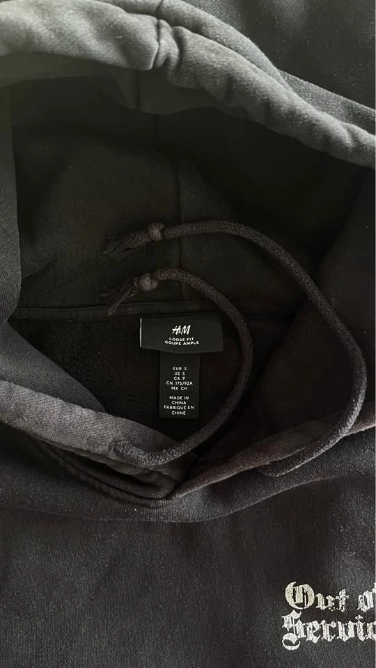 H&M "Out Of Service" Gothic Graphic Print Hoodie - Black - S - photo 3