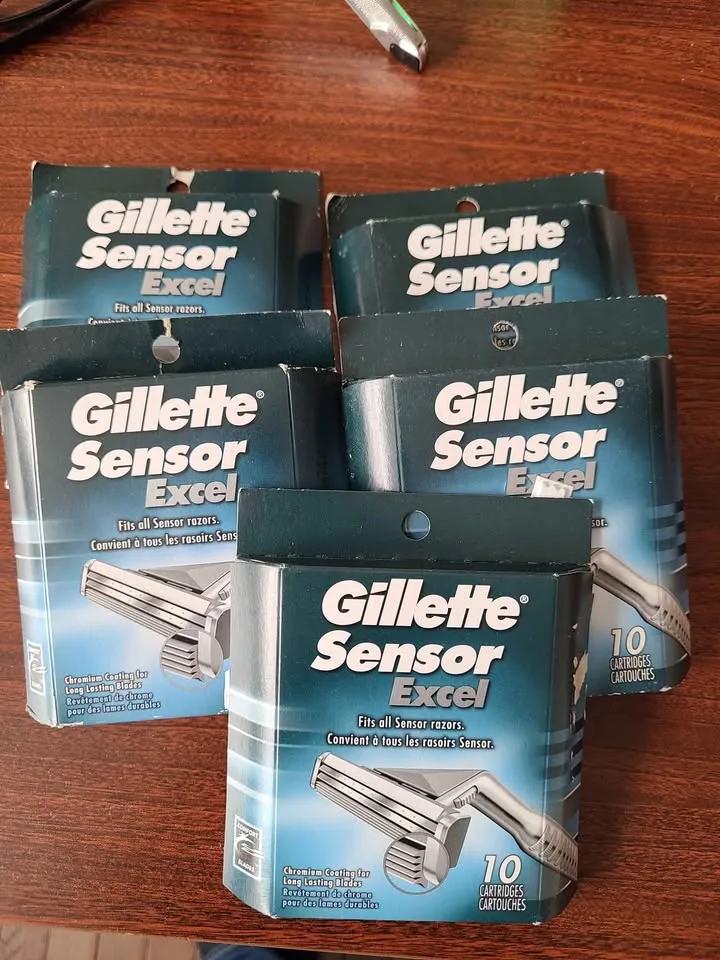 Gillette Sensor Excel Shaving Blades image indicator(3)