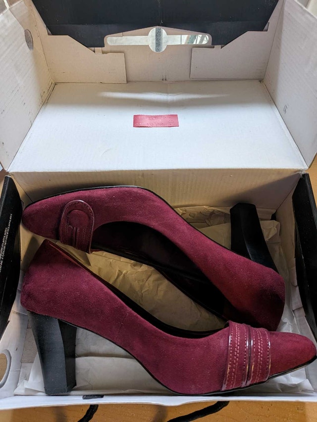 Women's high heels shoes - photo 4