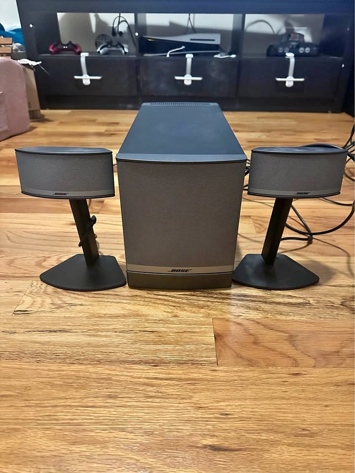 Bose Companion 5 Multimedia Speaker System