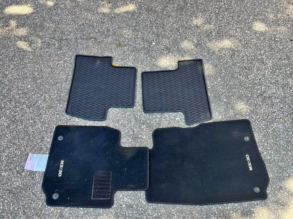 Mazda MX-30 Floor Mats - Black