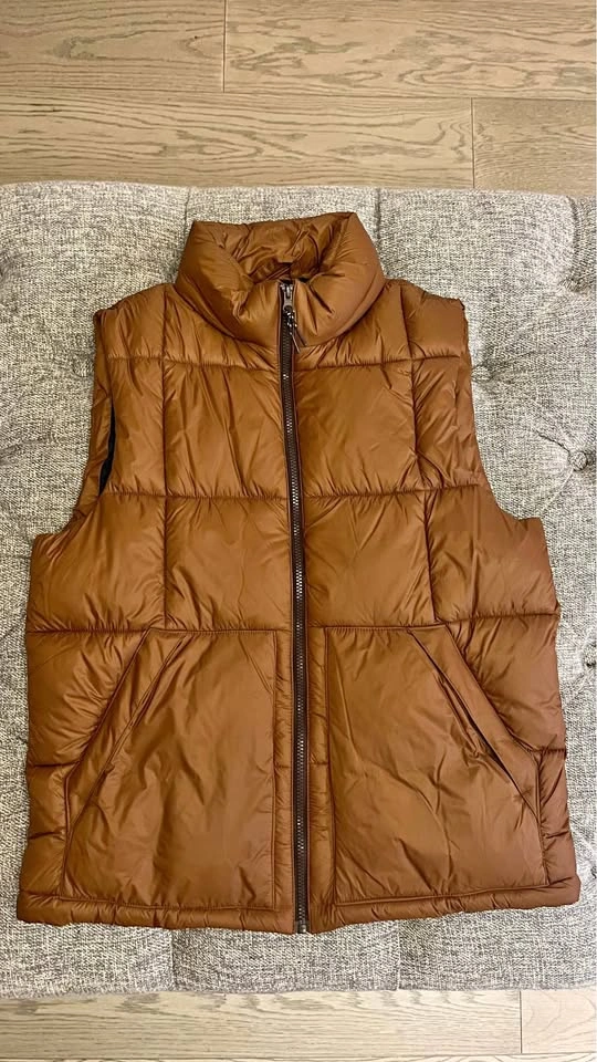 American Eagle Puffer Vest - Brown, Size M