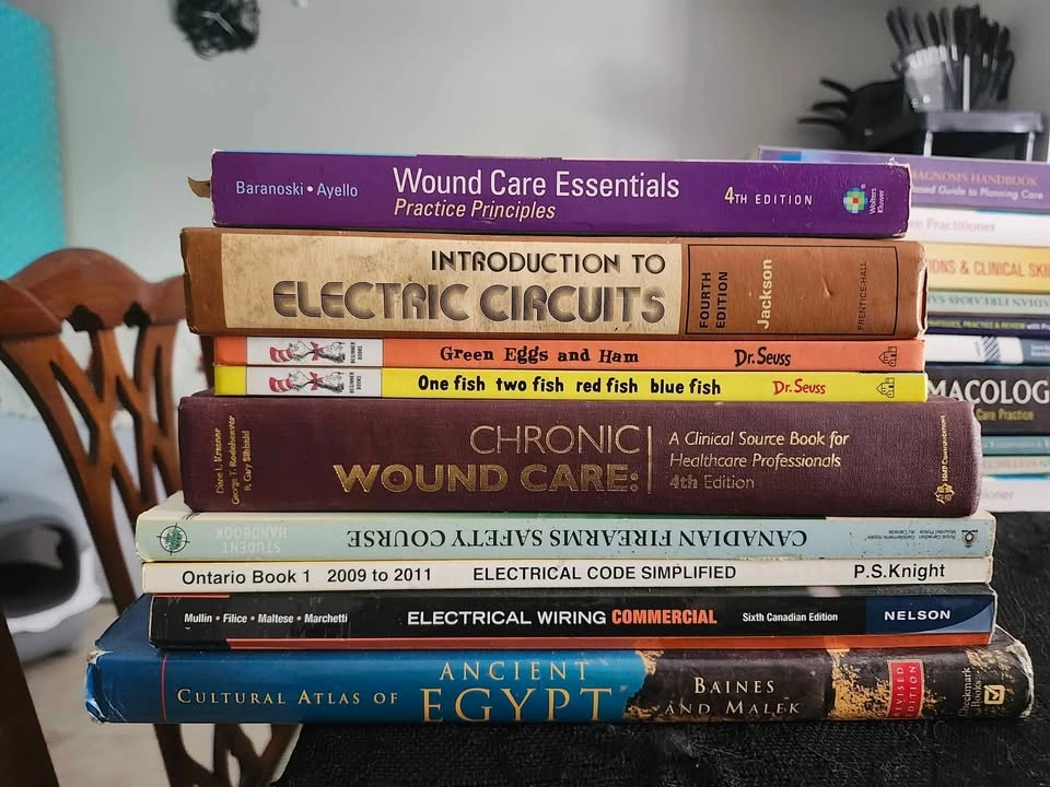 Medical Books - photo 2