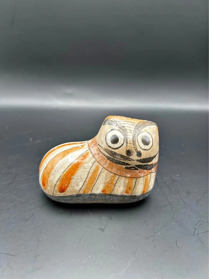Tonala Vintage Mexican Pottery Cat