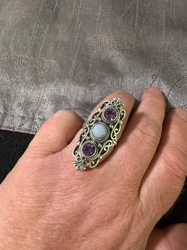 Vintage Sterling Silver Amethyst & Chalcedony Filigree Ring