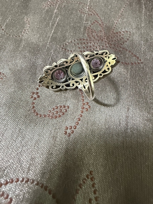 Vintage Sterling Silver Amethyst & Chalcedony Filigree Ring - photo 4