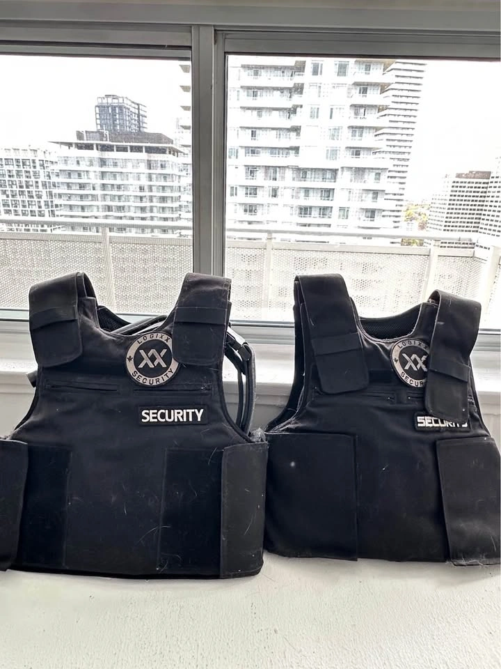 Security Vest with belt - photo 2